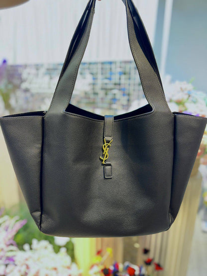 YSL
30-55cm
115 dhs🪙🌨️

Zain44
♥️♥️♥️