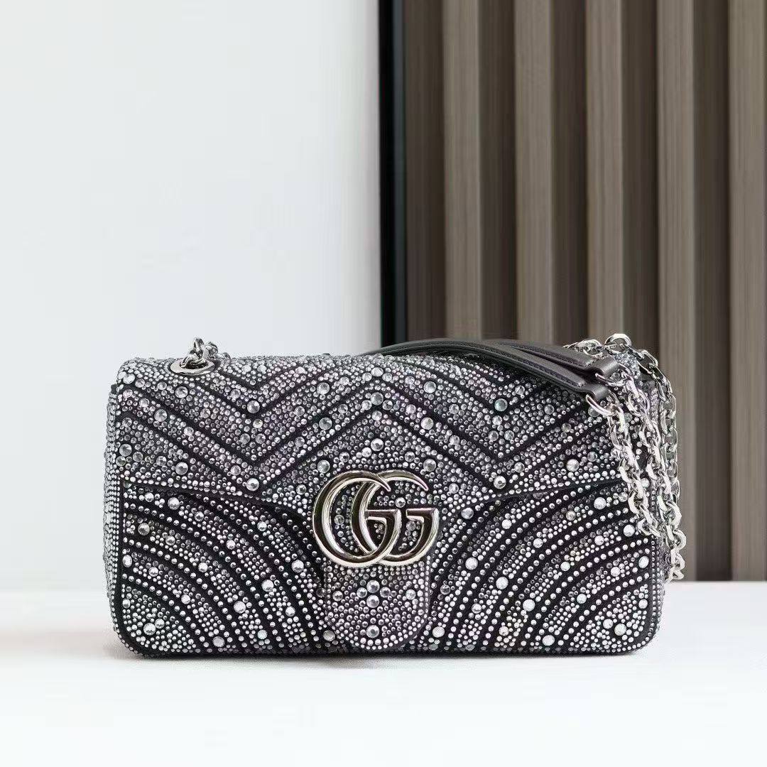 Gucci 
380 dhs✅
Master🌺🌺

Zain153
♥️♥️♥️