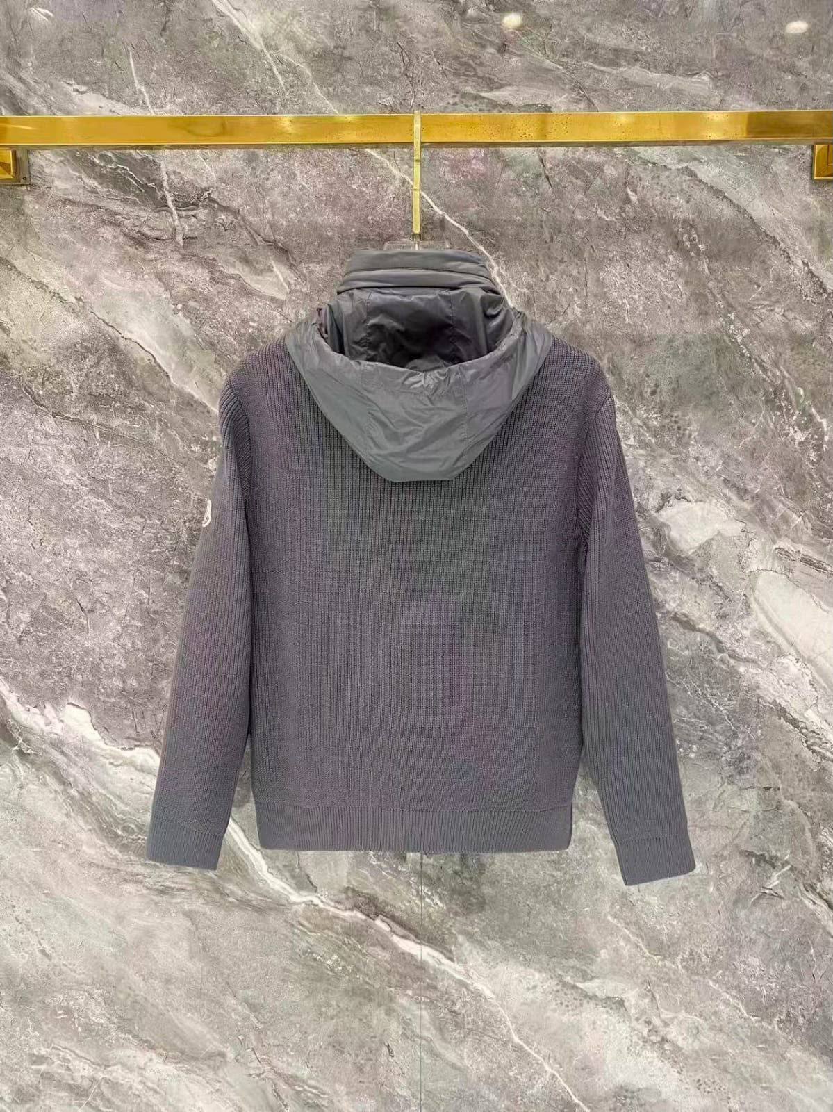 MONCLER

Super Master quality
Sizes:M L XL 2XL 3XL

840 dhs🇦🇪🇦🇪🇦🇪

Zain330
♥️♥️♥️
