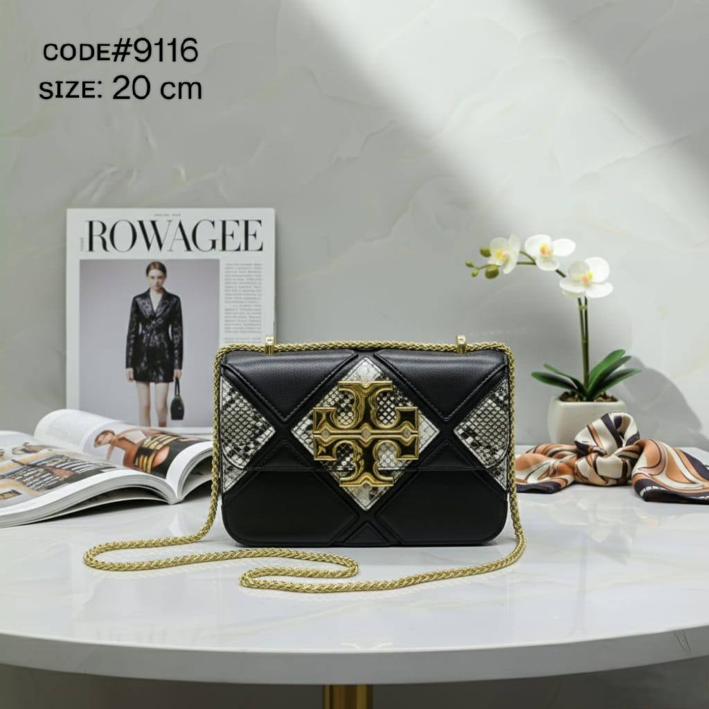 TORY BURCH ᴇʟᴇᴀɴᴏʀ
ᴅɪᴀᴍᴏɴᴅ ǫᴜɪʟᴛᴇᴅ
ᴄᴏɴᴠᴇʀᴛɪʙʟᴇ sʜᴏᴜʟᴅᴇʀ ʙᴀɢ
sɴᴀᴋᴇ ʟᴇᴀᴛʜᴇʀ ᴍᴀᴛᴇʀɪᴀʟ
sɪᴢᴇ: 20 cm
ᴡɪᴛʜ BOX🎁🎁🎁

60 dhs👑

Zain31
♥️♥️♥️
