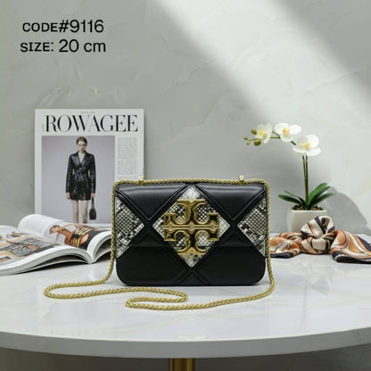 TORY BURCH ᴇʟᴇᴀɴᴏʀ
ᴅɪᴀᴍᴏɴᴅ ǫᴜɪʟᴛᴇᴅ
ᴄᴏɴᴠᴇʀᴛɪʙʟᴇ sʜᴏᴜʟᴅᴇʀ ʙᴀɢ
sɴᴀᴋᴇ ʟᴇᴀᴛʜᴇʀ ᴍᴀᴛᴇʀɪᴀʟ
sɪᴢᴇ: 20 cm
ᴡɪᴛʜ BOX🎁🎁🎁

60 dhs👑

Zain31
♥️♥️♥️