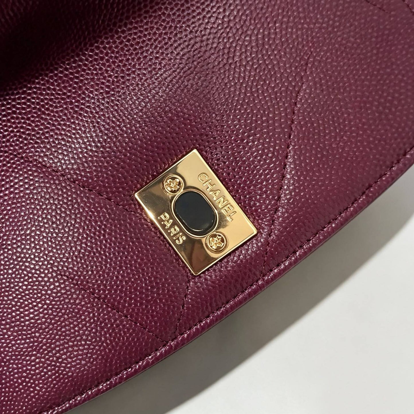 CHANEL 
COPY ONE 
 WITH BOX 
150 dhs🇦🇪🇦🇪

Zain295
♥️♥️♥️
