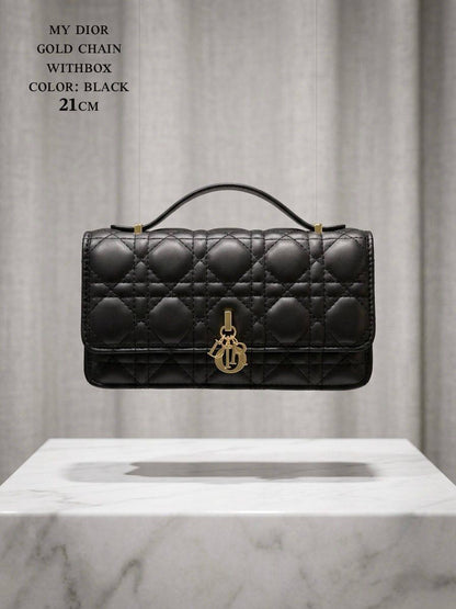 Dior
ᴍʏ ᴅɪᴏʀ ᴍɪɴɪ ʙᴀɢ
ᴛᴏᴘ ʜᴀɴᴅʟᴇ/ ɢᴏʟᴅᴇɴ ᴄʜᴀɪɴ
ᴡɪᴛʜʙᴏx
🎁🎁🎁
ʟᴀᴍʙsᴋɪɴ ᴍᴀᴛᴇʀɪᴀʟ
sɪᴢᴇ:𝟐𝟏ᴄᴍ
110 dhs✅

Zain56
♥️♥️♥️