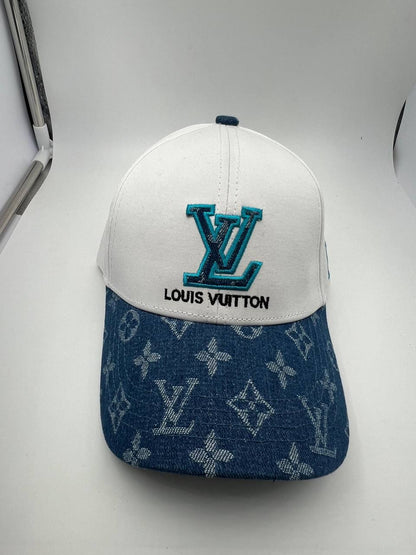 LV
Caps 🧢
Really good quality 💯
40 dhs🪙🌨️

Zain273
♥️♥️♥️