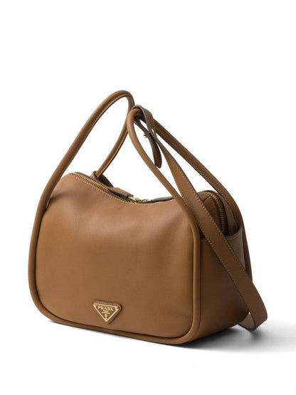 Prada
95 dhs✅ 

Zain72
♥️♥️♥️