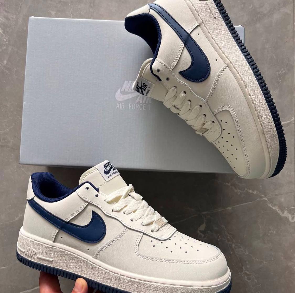New Stock
Size 40 to 45 
110 dhs✅

Zain183
♥️♥️♥️