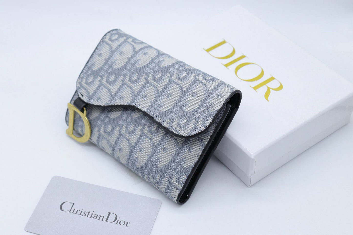 Ladies Wallet
55 dhs❣️

Zain33
♥️♥️♥️