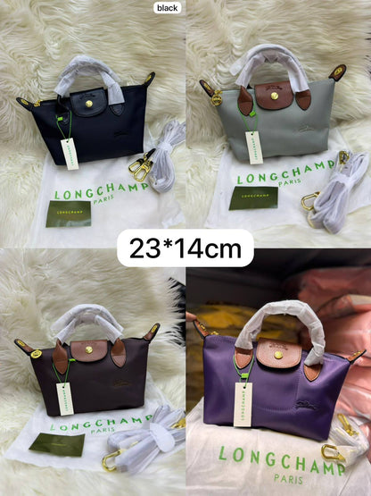 🌷 LongChamp Small
1️⃣ First  Quality 
Size：23 * 14 cm
65 dhs🇦🇪🇦🇪

Zain115
♥️♥️♥️