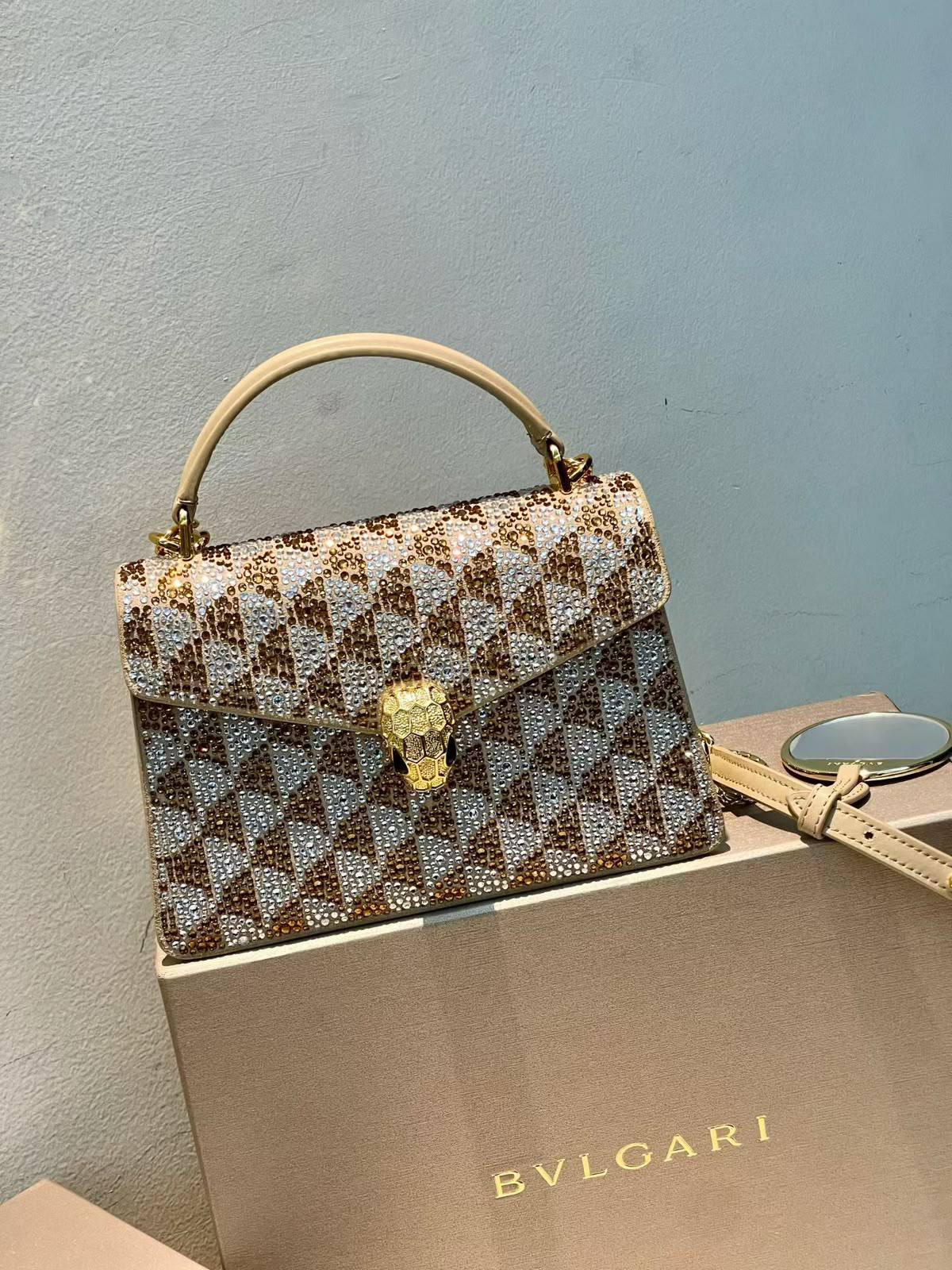 Bvlgari
Mastser✅✅
470 dhs🇦🇪🇦🇪

Zain153
♥️♥️♥️