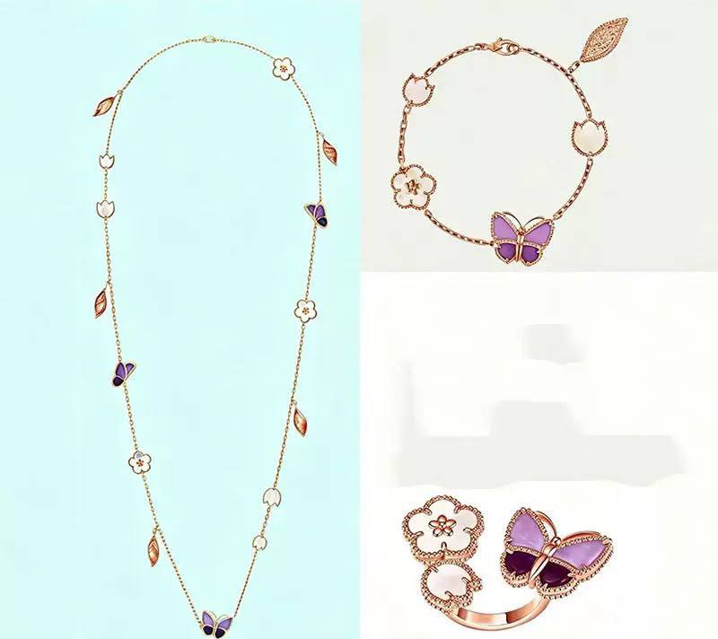 VCA Set
Necklaces 
Earrings 
Bracelet 
Ring 💍 
Master Quality 💎

*310* AED normal box 📦 
*350* AED original box 🗃️

Zain48
♥️♥️♥️