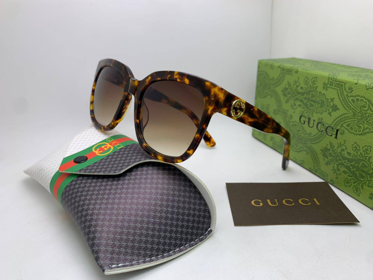 Master Sunglasses
120 dhs🪙🖤

Zain126
♥️♥️♥️