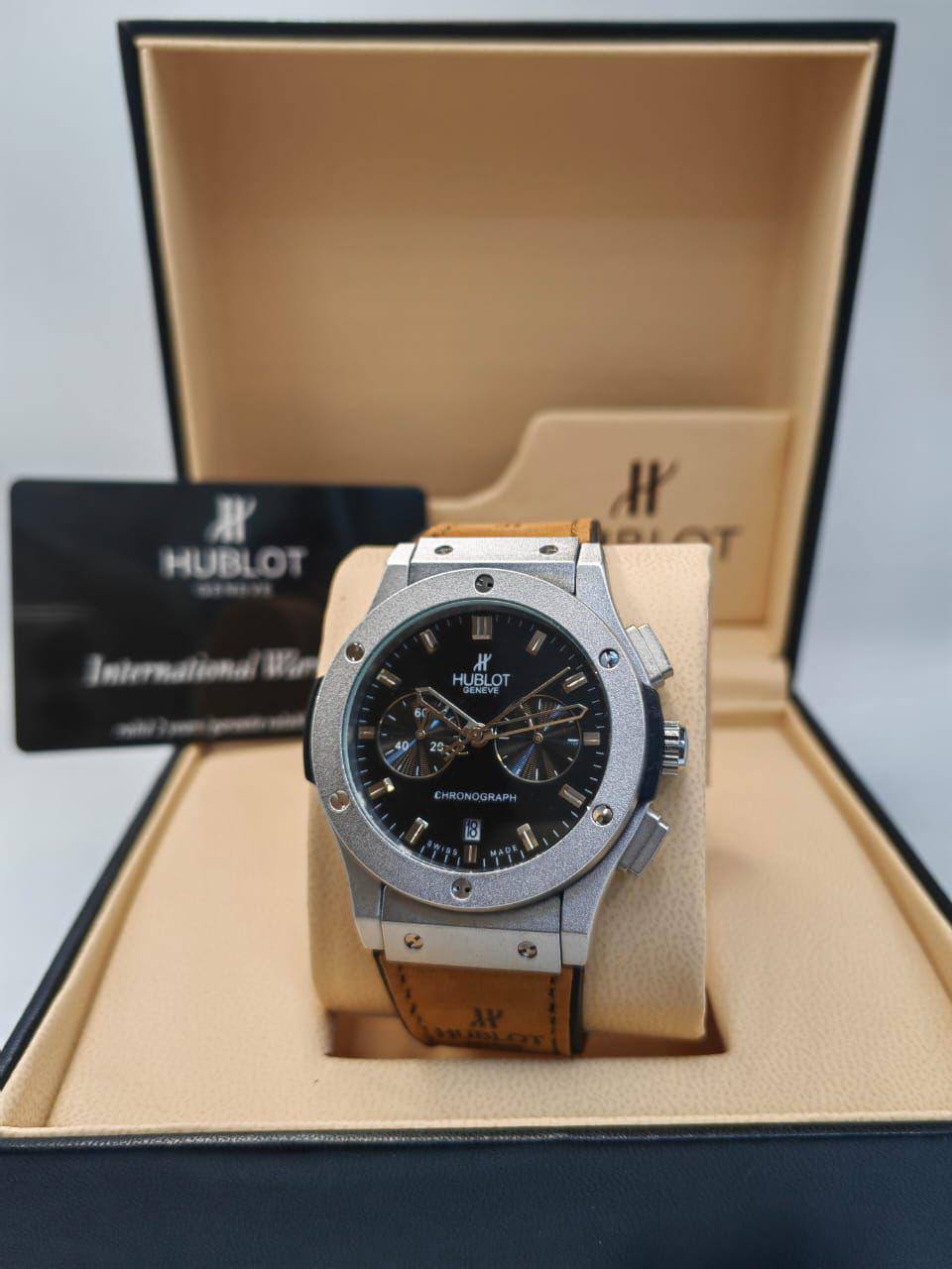 Hublot Men Available 
80 dhs🪙💚

Zain08
♥️♥️♥️