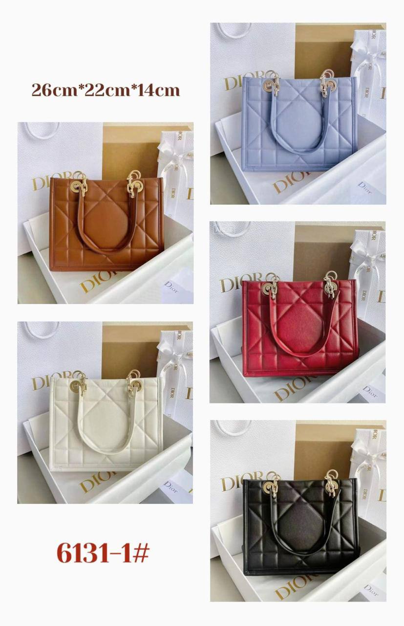 DIOR 
GOOD QUALITY 
110 dhs🇦🇪🇦🇪

Zain295
♥️♥️♥️