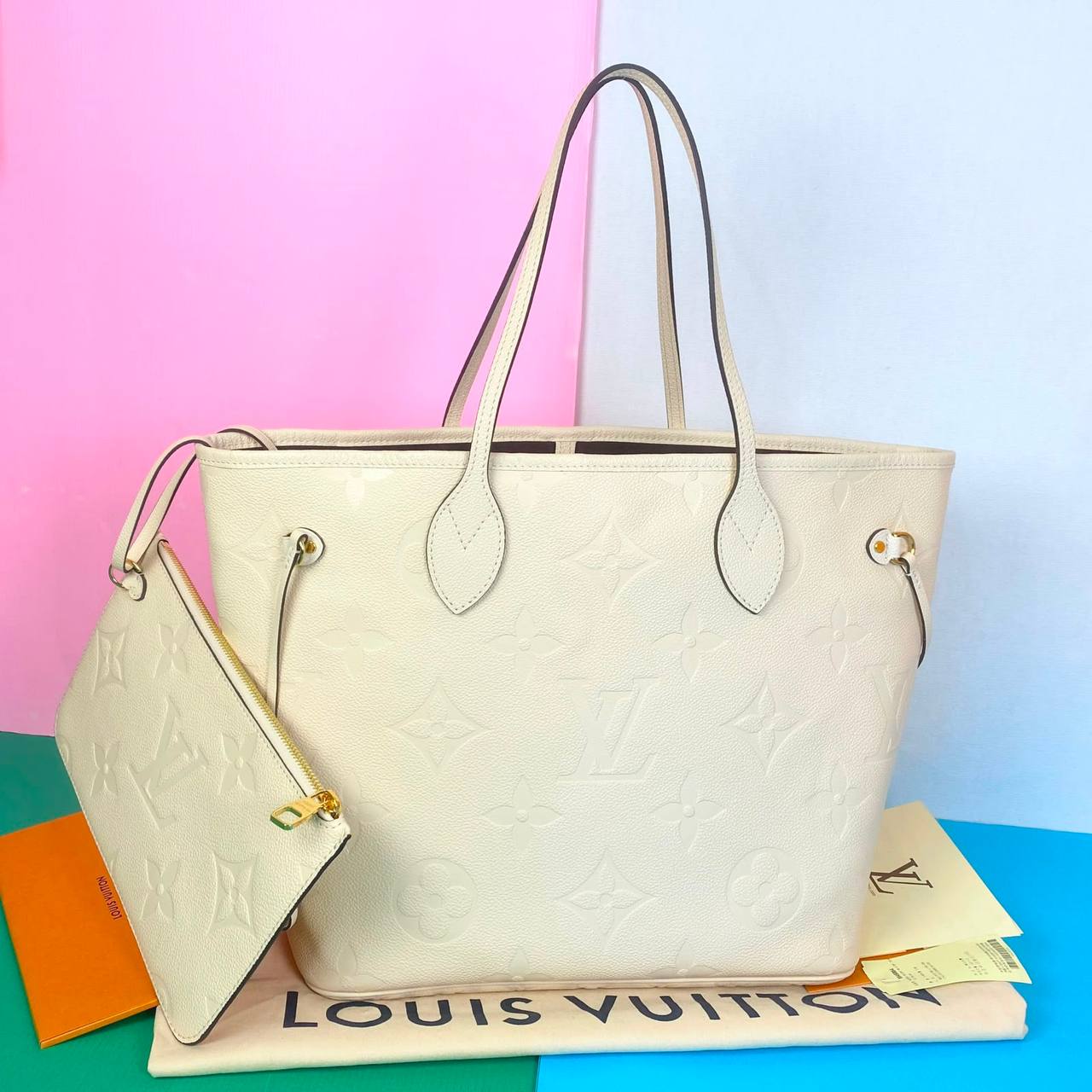 LV 
Master❣️❣️
  32Cm MM
280 dhs🇦🇪🇦🇪

Zain131
♥️♥️♥️