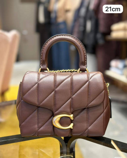 💗 Coach Tabby

1️⃣ First quality +🎁

Size : 21 * 16 cm
85 dhs🇦🇪🇦🇪

with box 🎁

Zain115
♥️♥️♥️