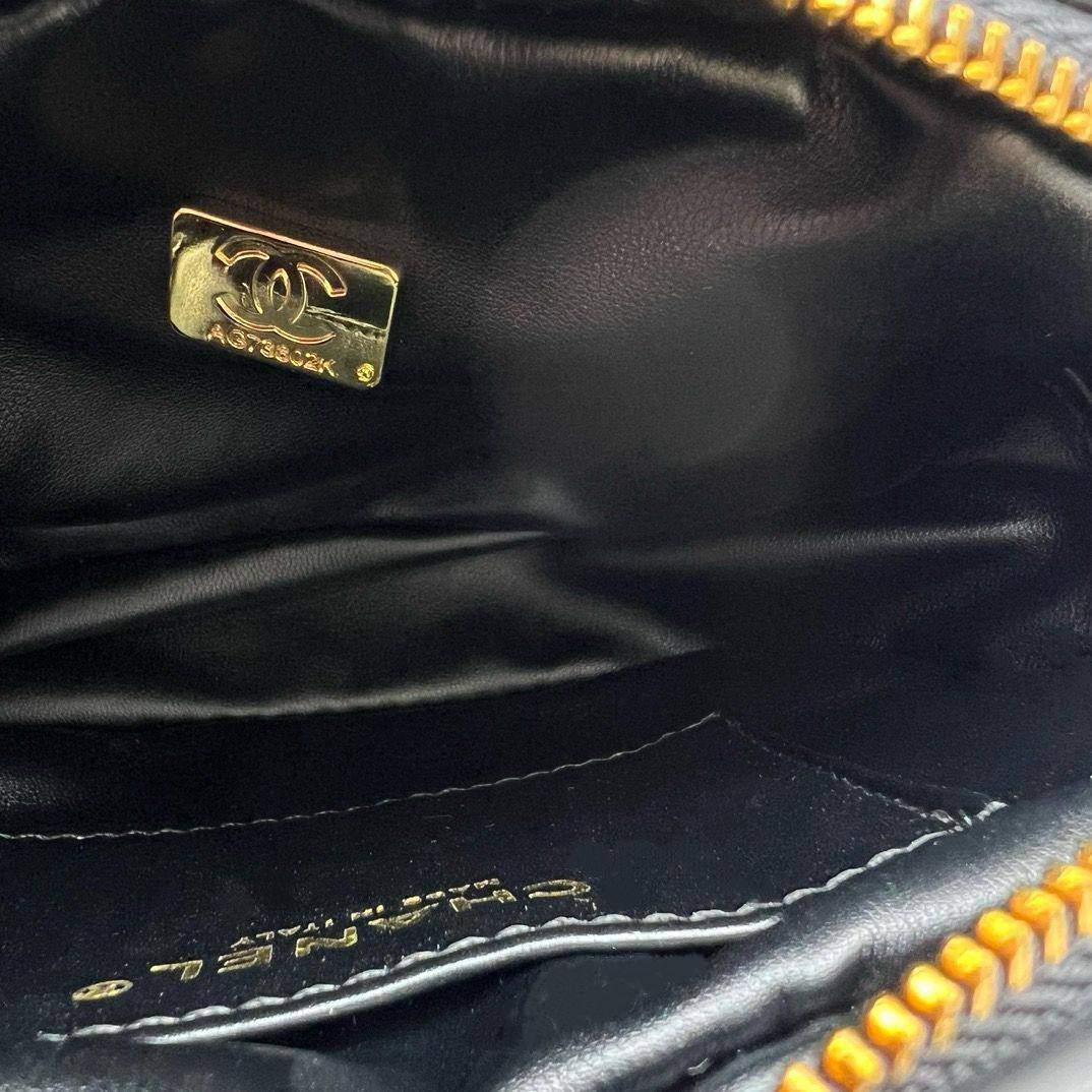 CHANEL 

COPY ONE 

WITH BOX 
🎁🎁🎁

140 dhs✅

Zain295
♥️♥️♥️