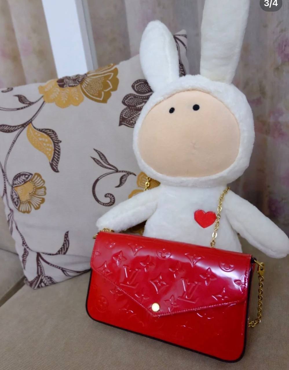 New LV
good quality, 

with box, 
🎁🎁🎁
size 21* 12 cm 
85 dhs🪙🌨️

Zain12
♥️♥️♥️