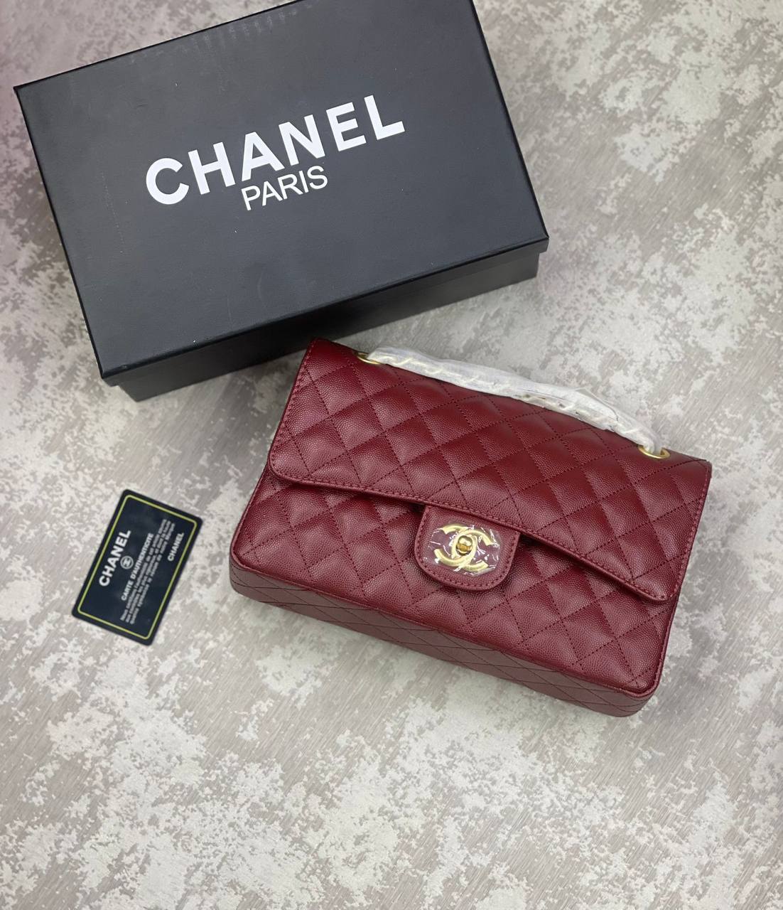 Chanel
 copy one quality
140 dhs✅

with box
🎁🎁🎁

Zain175
♥️♥️♥️