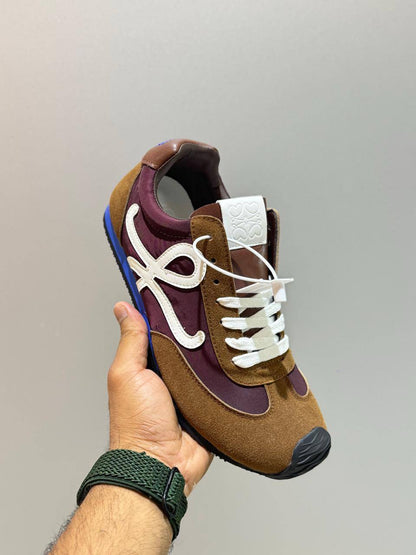 LOEWE 
NEW BALANCE
SIZE 36-37-38-39-40-41
140 dhs🪙💕

Zain86
♥️♥️♥️