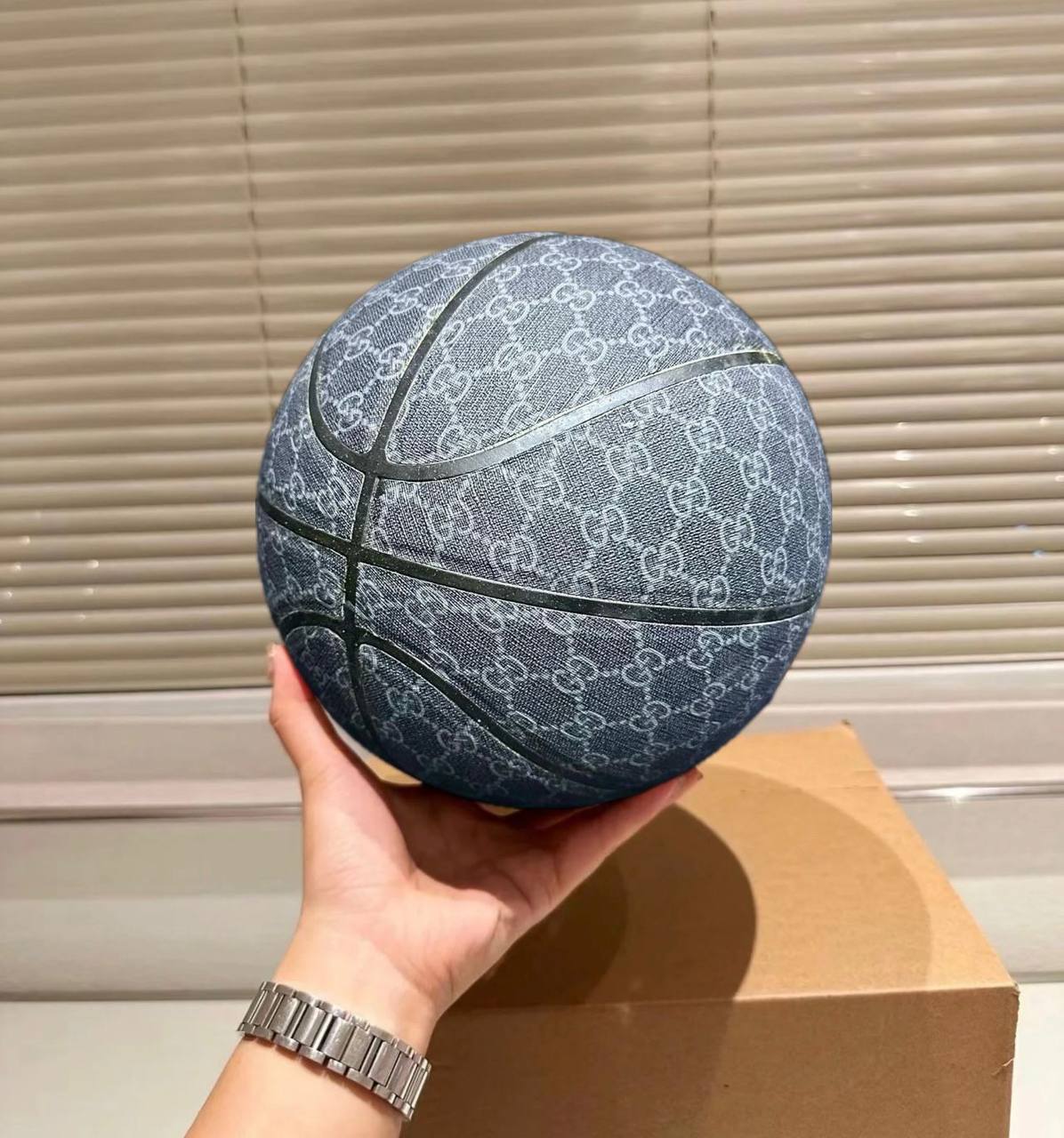 basketball good quality special

 50 dhs

Zain39

♥️♥️♥️