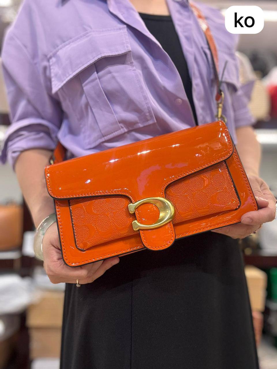 Coach Tabby
Size : 26 * 14 * 8.2 cm
85 dhs🪙🖤
with box🎁

Zain115
♥️♥️♥️