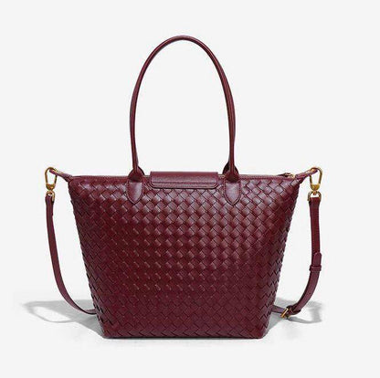 BOTTEGA 
COPY ONE 
130 dhs🇦🇪🇦🇪

Zain295
♥️♥️♥️