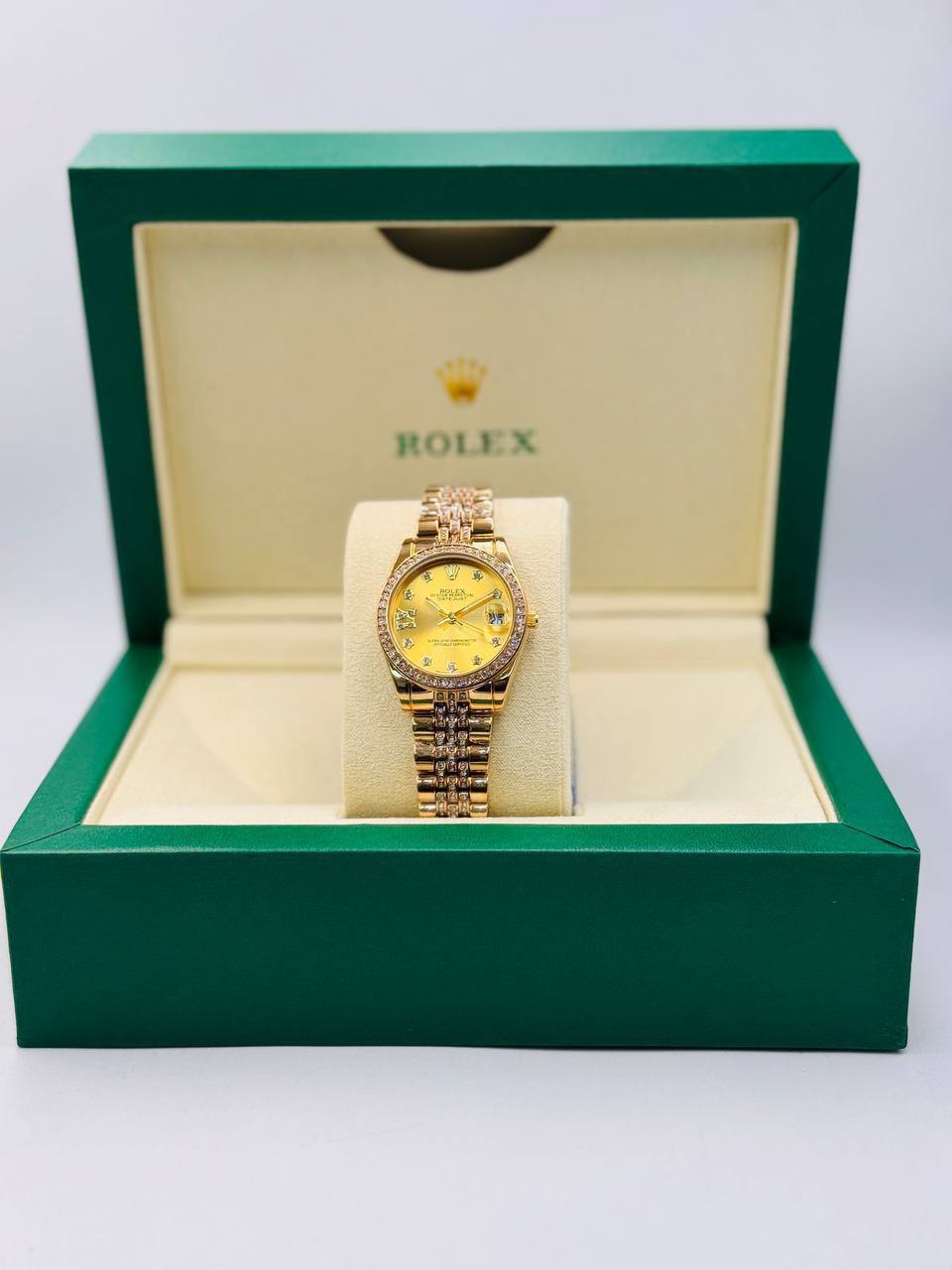 Rolex Ladies 
55 dhs🪙💚

Zain08