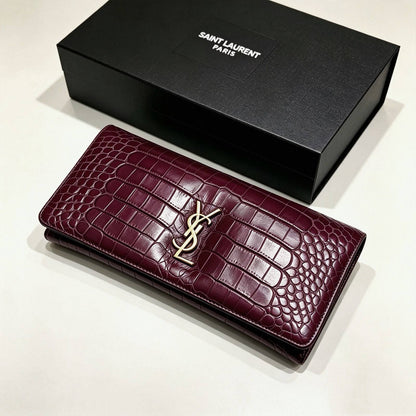 YSL
MASTER QUALITY 
WITH BOX 
230 dhs🇦🇪🇦🇪
(leather )

Zain295
♥️♥️♥️