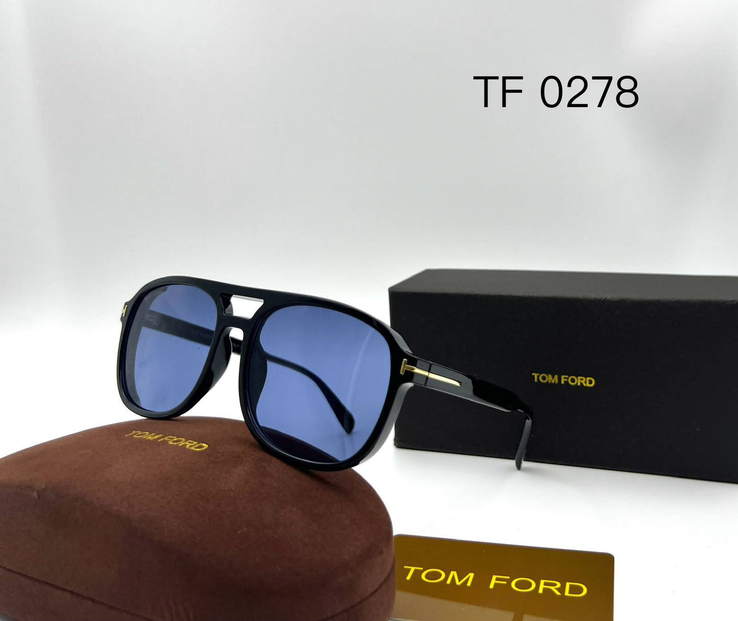 Tom Ford
Sunglasses 🕶️ 
good quality 💯
With master box 🗃️ 
50 dhs✅

Zain273
♥️♥️♥️