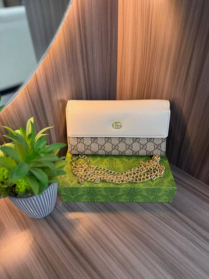 DIOR 
High Quality
NEW CAME  

WITH BOX  
🎁🎁🎁

180 dhs🪙

Zain39
♥️♥️♥️