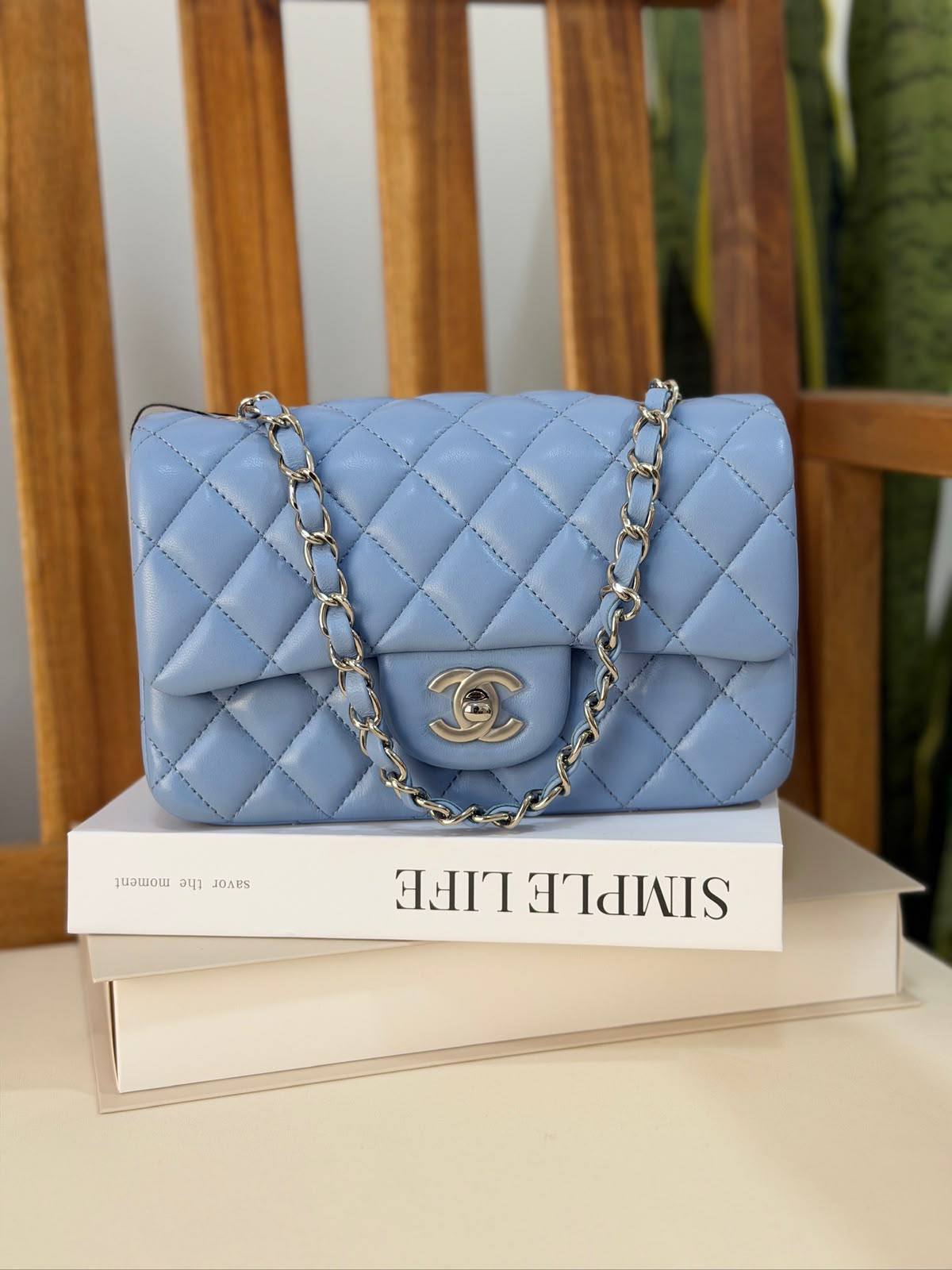 CHANEL 💫
Super Master Quality ⚡️
Original Packing 🎁
Size 20CM📏

For Price 👇 WhatsApp✅
0568585901 
0507557372
0552275751 Owner Zain 👌


Zain321
♥️♥️♥️