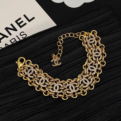 Chanel set
Choker 
Earrings 
Bracelet 
*Master quality* 💎

*260* AED normal box 📦

Zain48
♥️♥️♥️