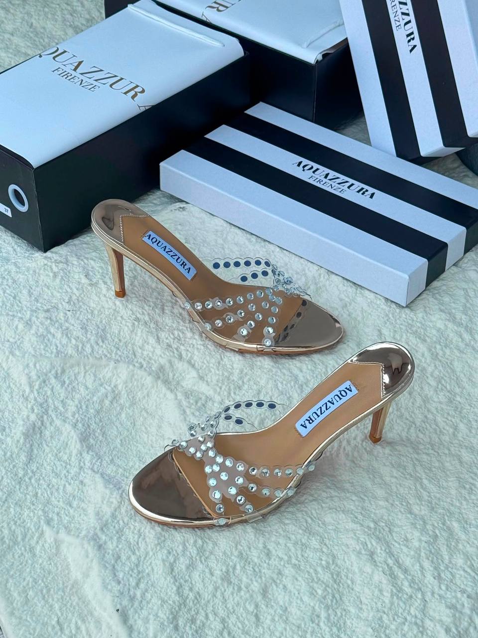 AQUAZZURA 
Size  36-41
120 dhs🇦🇪🇦🇪

Zain21
♥️♥️♥️