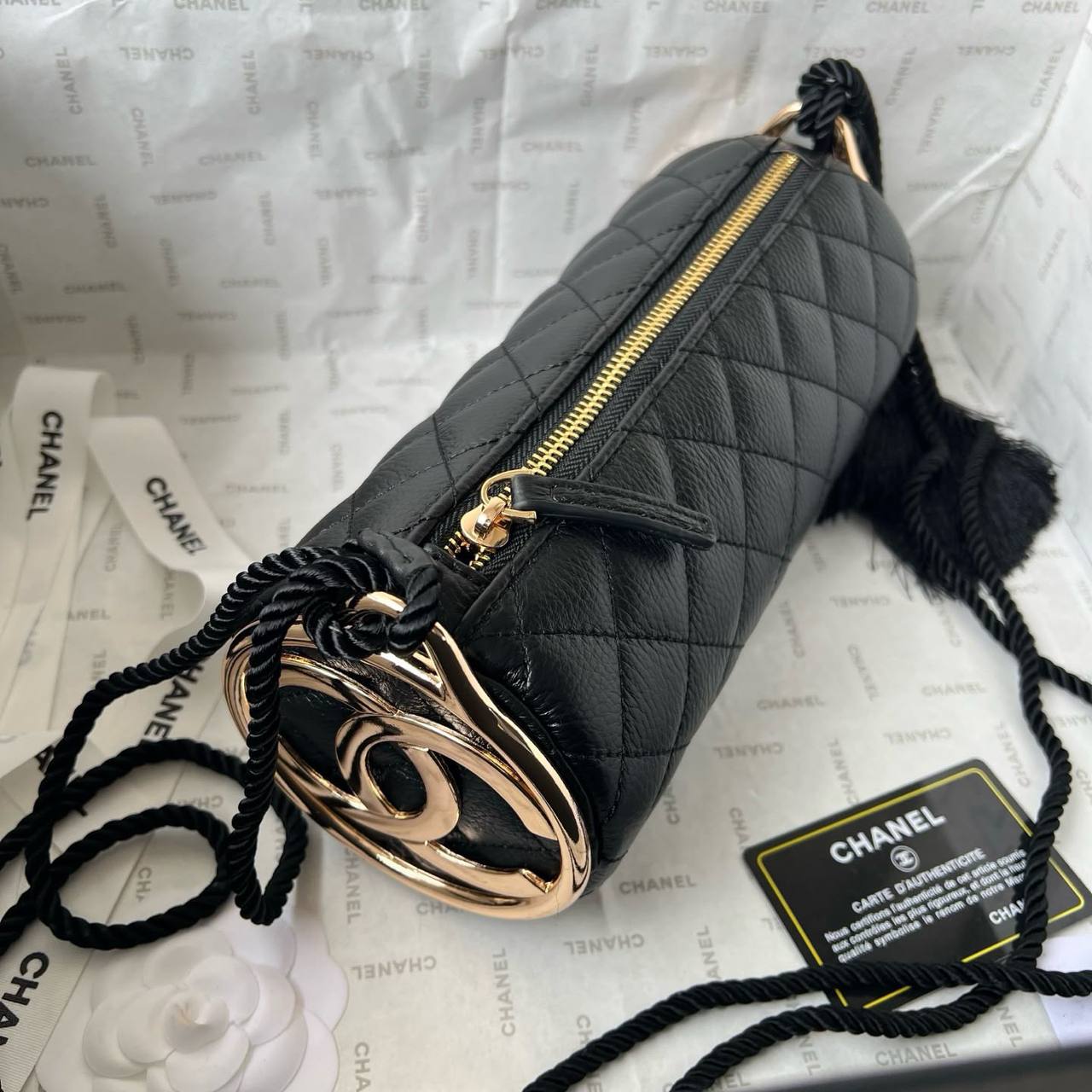 Chanel
Master❣️❣️
25cm🫶🏼🫶🏼 
310 dhs🇦🇪🇦🇪

Zain297
♥️♥️♥️