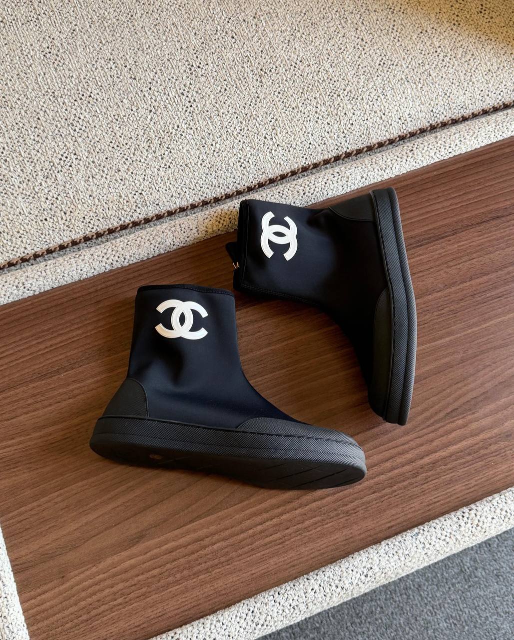 CHANEL 💫🌼

SuperMaster Quality 💯
630 dhs🇦🇪🇦🇪

Size: 36-41 💥

Zain171
♥️♥️♥️