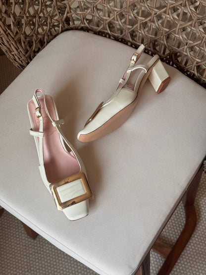 Roger Vivier
✨ New Collection
👠 36–41
💎 Premium Quality
🔥 Super Master
450 dhs💓

Zain198
♥️♥️♥️