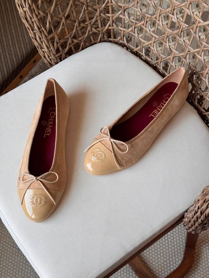 CHANEL 
✨ new Collection
👠 36–41
💎 Premium Quality
🔥 Super Master
450 dhs🇦🇪🇦🇪

Zain198
♥️♥️♥️