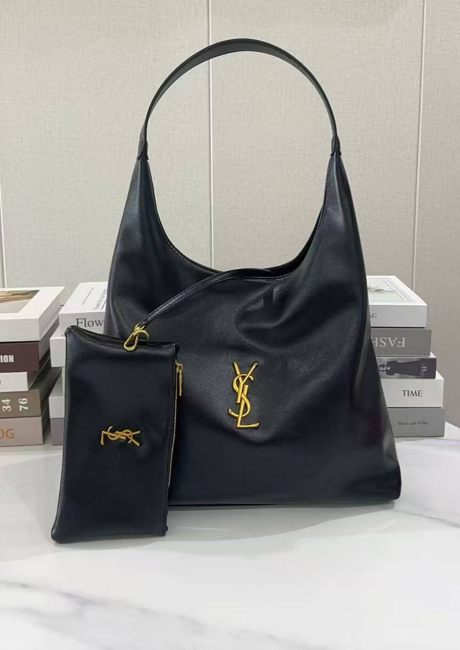 YSL 
GOOD QUALITY 
115 dhs🪙💚
SIZE 34 CM

Zain200
♥️♥️♥️