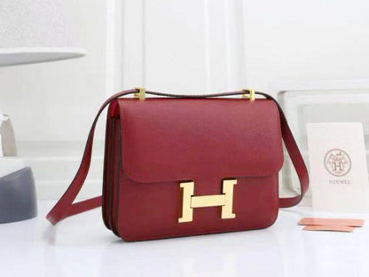 HERMES 

NEW CAME 

GOOD QUALITY 

WITH BOX  
🎁🎁🎁

100 dhs❣️

Zain39
♥️♥️♥️