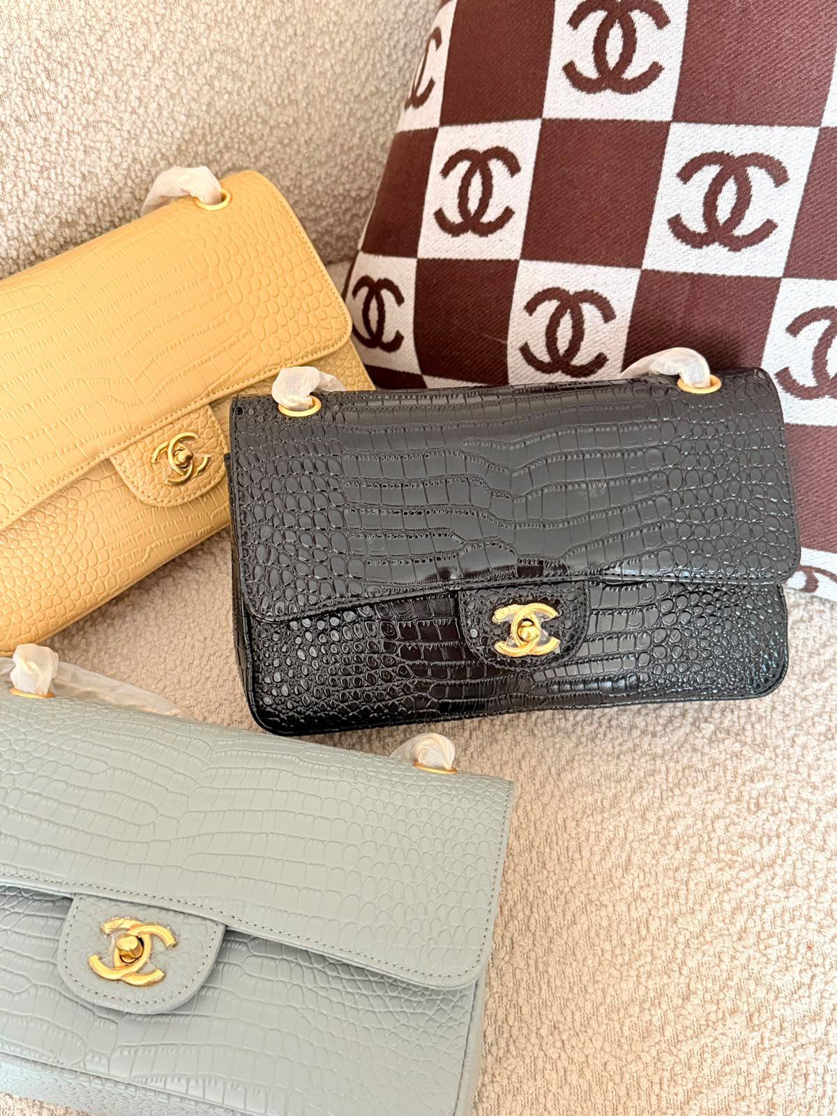 Chanel

290 dhs

Zain134
♥️♥️♥️