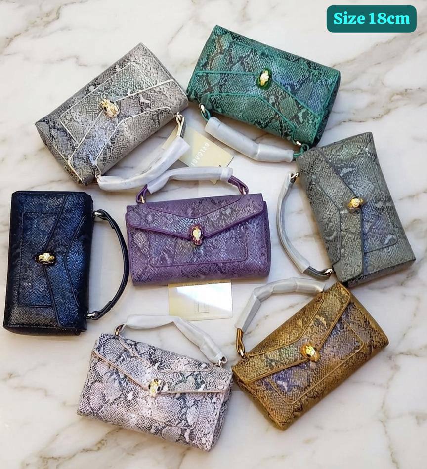 Bvlgari
120 dhs🇦🇪🇦🇪

Zain186
♥️♥️♥️