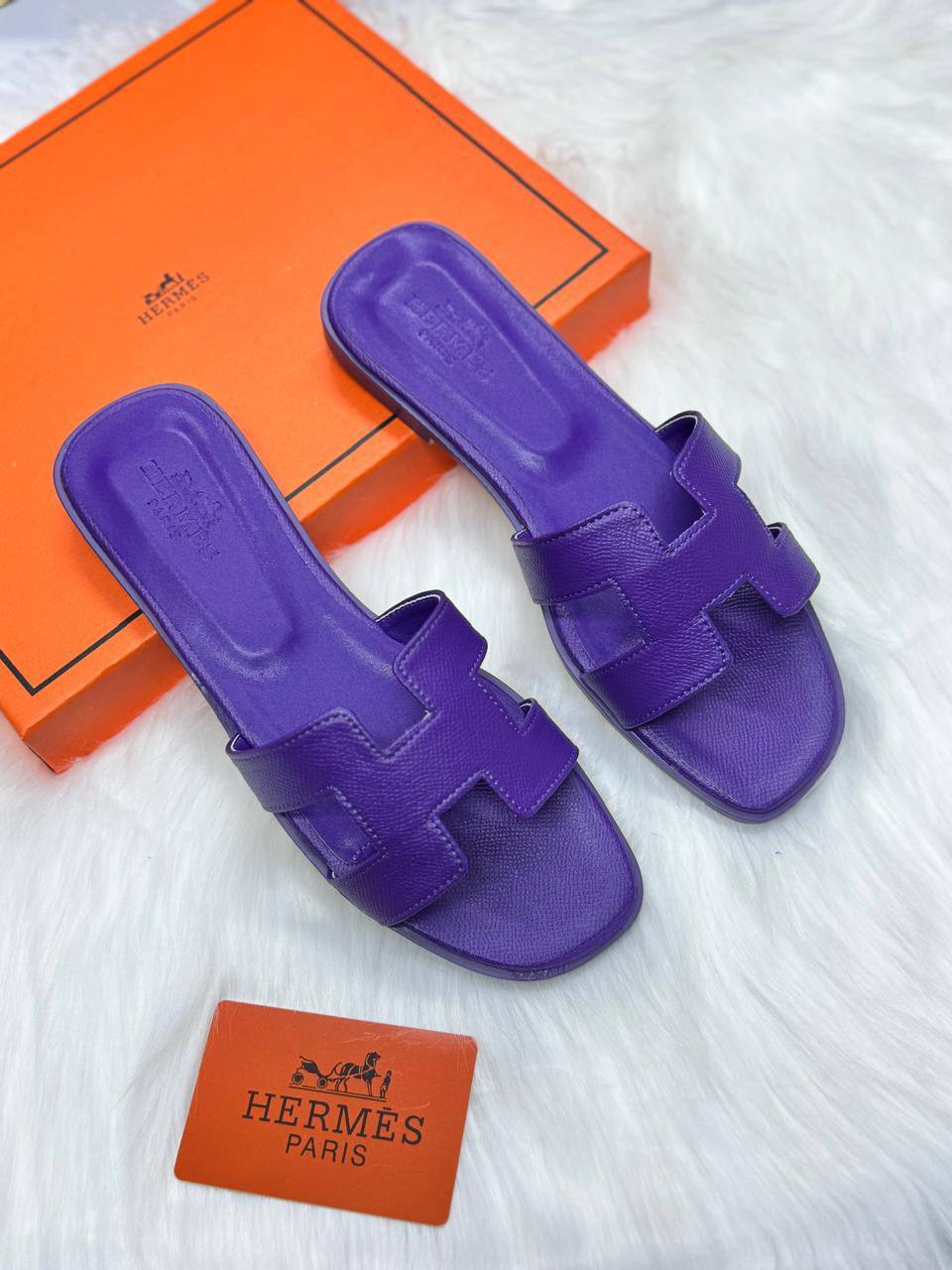 𝗛𝗘𝗥𝗠𝗘𝗦 𝗢𝗥𝗔𝗡 𝗦𝗟𝗜𝗣𝗣𝗘𝗥
💯high quality
Size 36-37-38-39-40-41
90 dhs❣️

Zain86
♥️♥️♥️