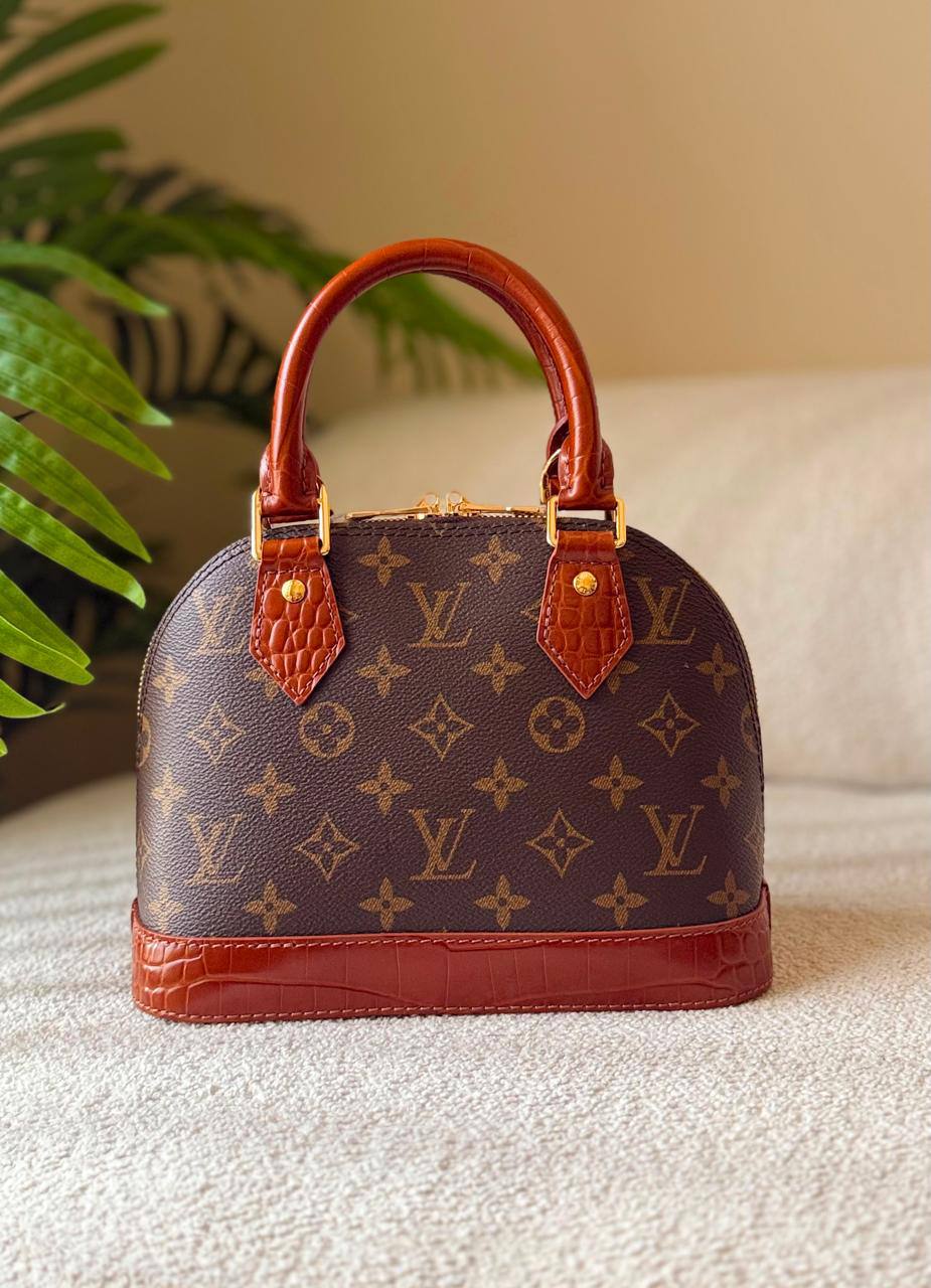 🌿💗*Louis Vuitton*😍🍃
    
            🍂 🩵🤍 🍂
For Price 👇 WhatsApp✅
0568585901 
0507557372
0552275751 Owner Zain 👌

Zain246
♥️♥️♥️