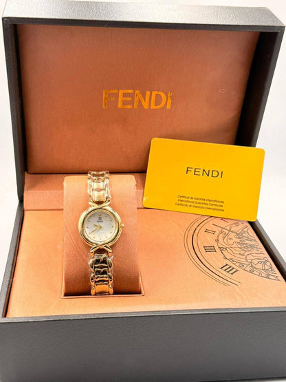 Fendi Ladies
*Offer price 
40 dhs🪙💕
Limit Stock

Zain08
♥️♥️♥️