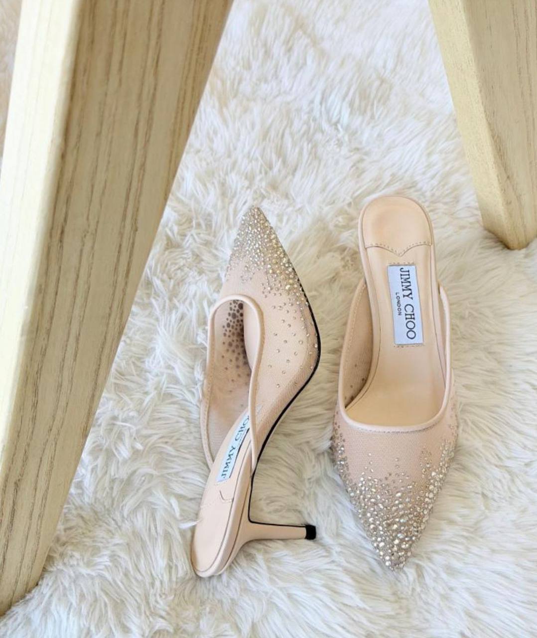 JIMMY CHOO 
MASTER QUALITY 
SIZE 36-41  
250 dhs✅

Zain88
♥️♥️♥️
