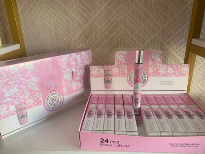 Yara Set
24 pcs inside
95 dhs❣️

Zain211
♥️♥️♥️