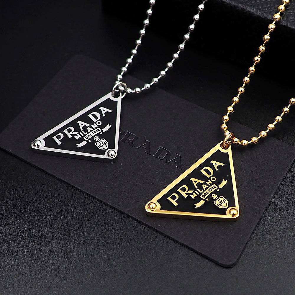 PRADA Necklace 🌺
Master quality 

45 dhs🪙💚
normal box 📦
🎁🎁🎁

Zain48
♥️♥️♥️