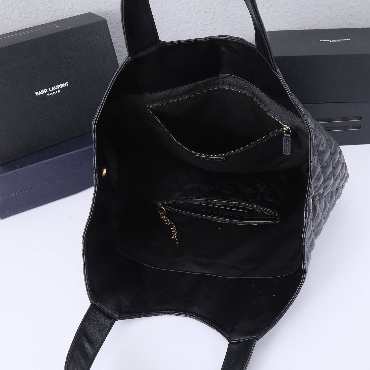 YSL
 NEW CAME HIGH QUALITY
120 dhs💓

Zain39
♥️♥️♥️