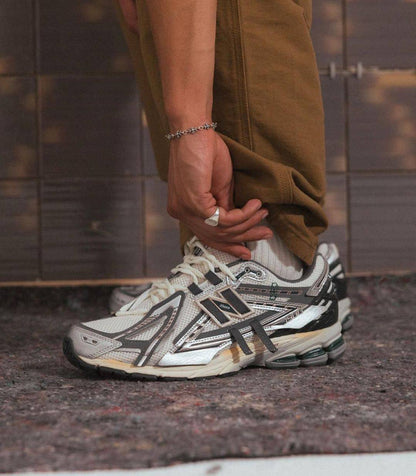New Balance 1906A "Tech Explosion"💥
40-45 AVAILABLE 
250 dhs✅

Zain242
♥️♥️♥️