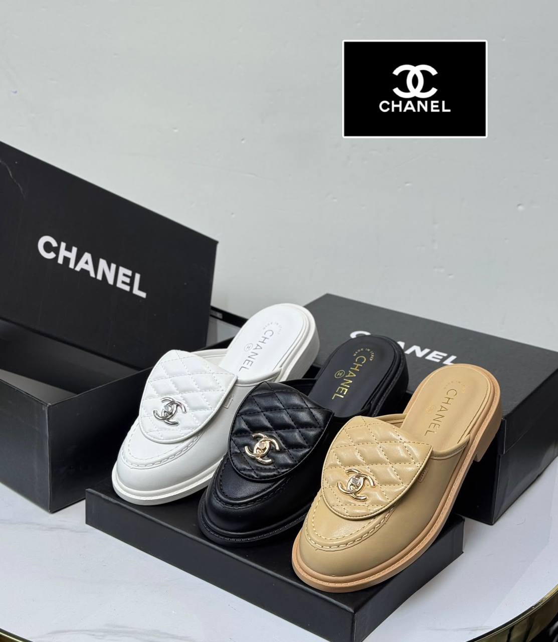 Chanel
💯high quality
Size 36-37-38-39-40-41

130 dhs💓

Zain21
♥️♥️♥️